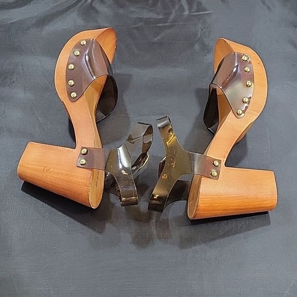 BRAND NEW MADDEN GIRL WOMEN’S LIFFT HEELED SANDAL - Picture 13 of 16